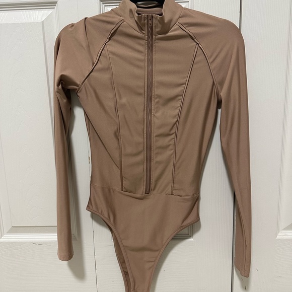 Nude Zip up Bodysuit - Picture 2 of 2